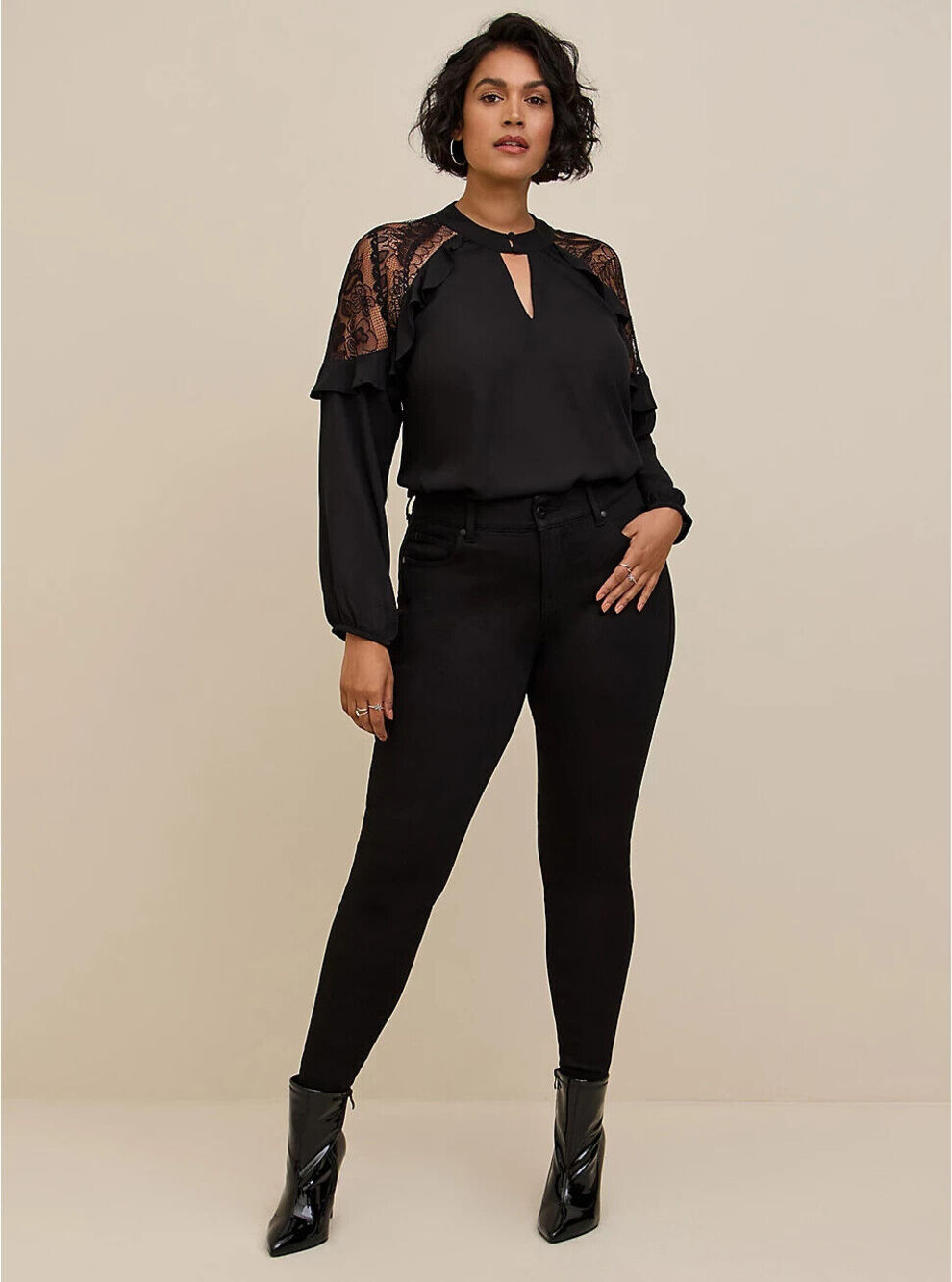 New Torrid Georgette Crochet Inset Top Black Keyhole Neck Lace Ruffled Sz 4X